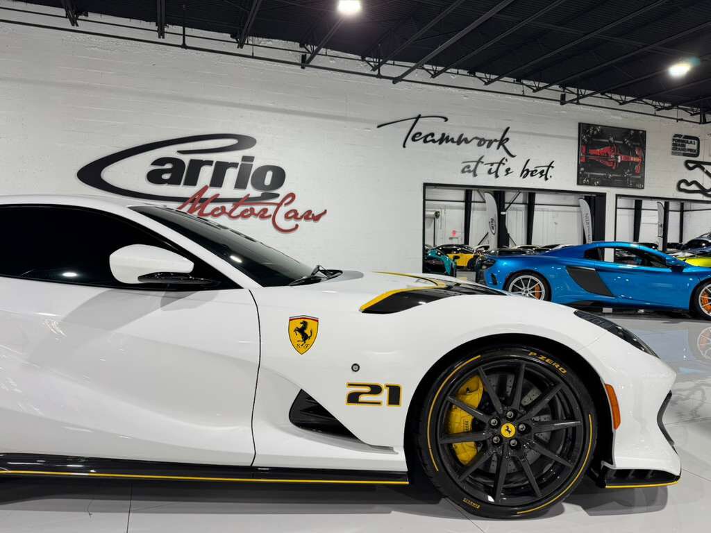 2024 Ferrari 812 Competizione Fort Lauderdale FL