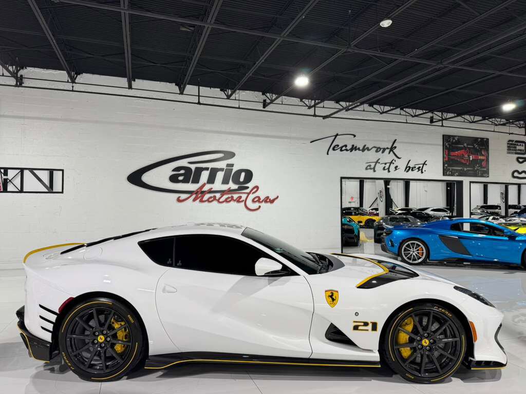 2024 Ferrari 812 Competizione Fort Lauderdale FL