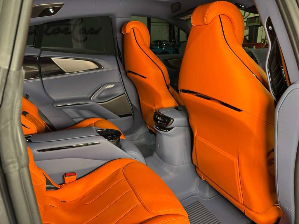 2024 Ferrari Purosangue Azzurro La Plata paint,Extra-Range interior,Burmester High-End,surround view,carbon galore AND MORE! Fort Lauderdale FL