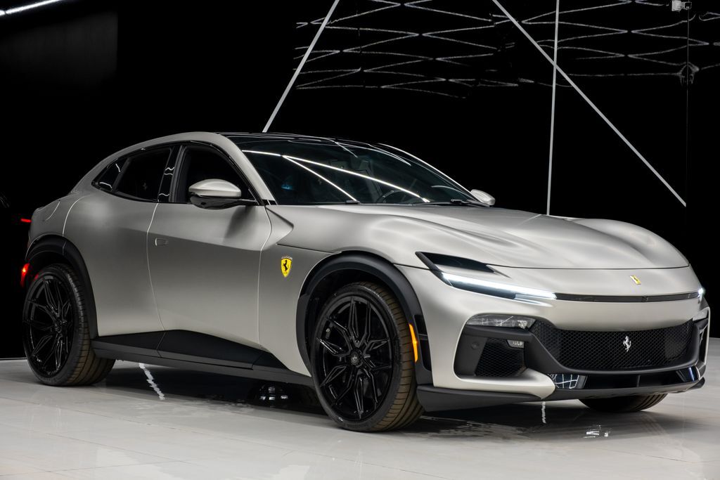2024 Ferrari Purosangue Base