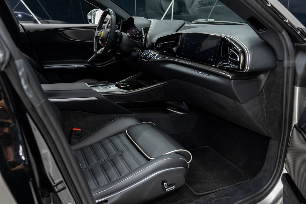 2024 Ferrari Purosangue Base Miami FL