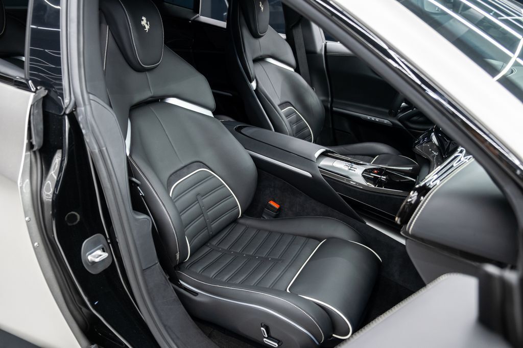 2024 Ferrari Purosangue Base Miami FL