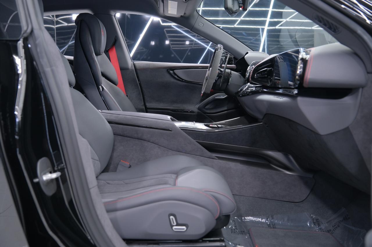 2024 Ferrari Purosangue Base Miami FL