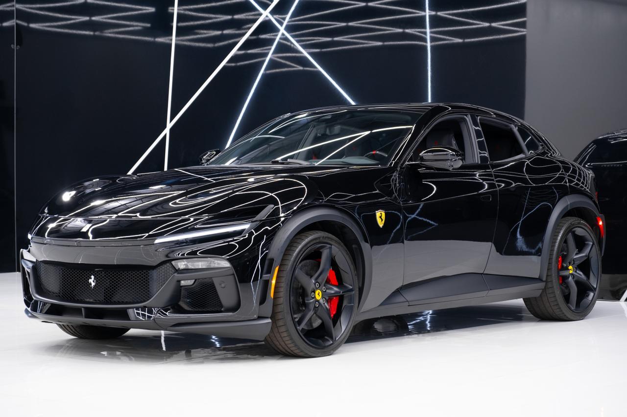 2024 Ferrari Purosangue Base