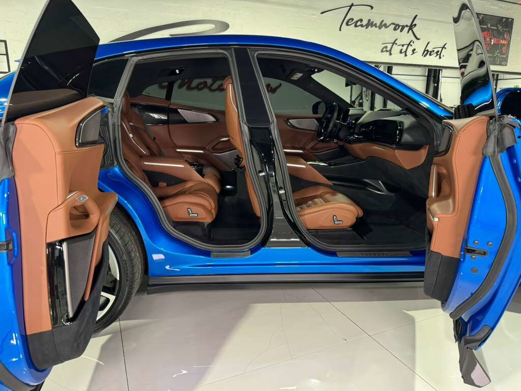 2024 Ferrari Purosangue Blu Corsa paint,Terra Bruciata interior,high-end audio,forged wheels,carbon galore AND MUCH MORE!!! Fort Lauderdale FL