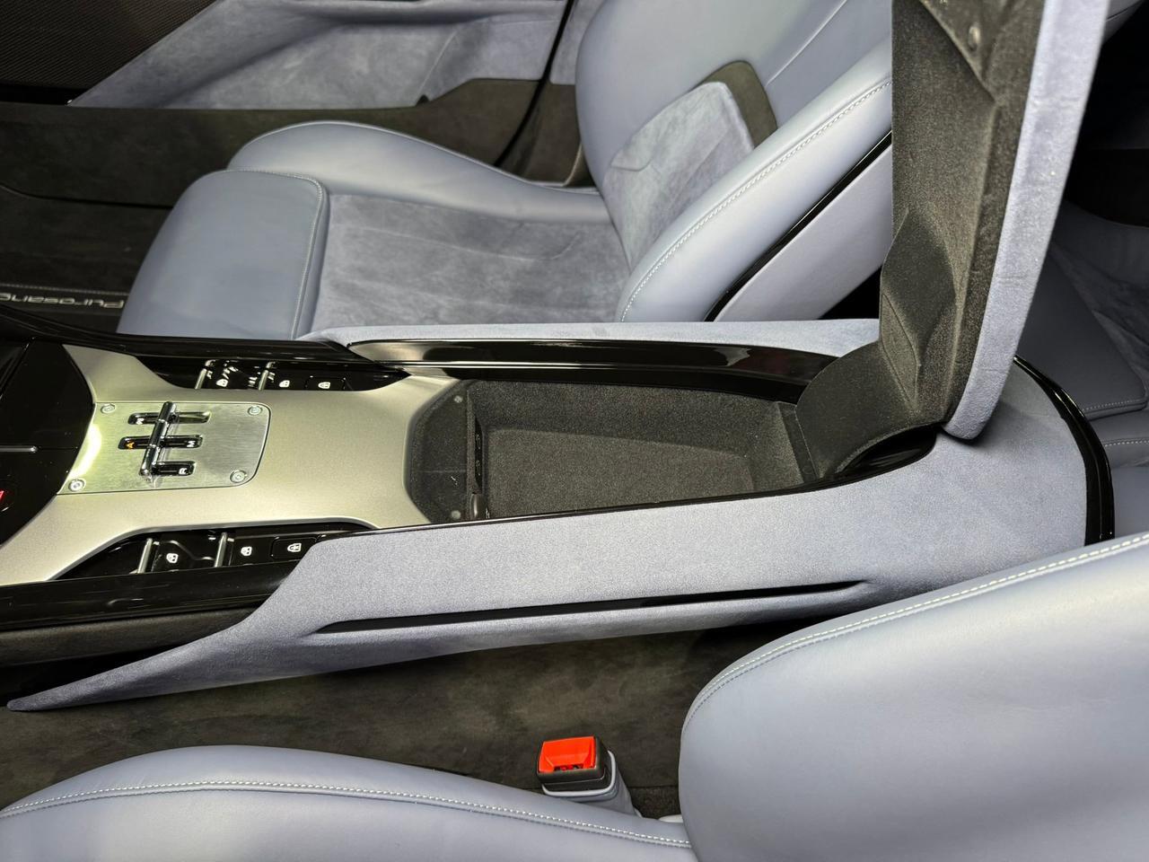 2024 Ferrari Purosangue Extra-Range paint, passenger infotainment display, panoramic roof, carbon galore AND MORE!! Fort Lauderdale FL