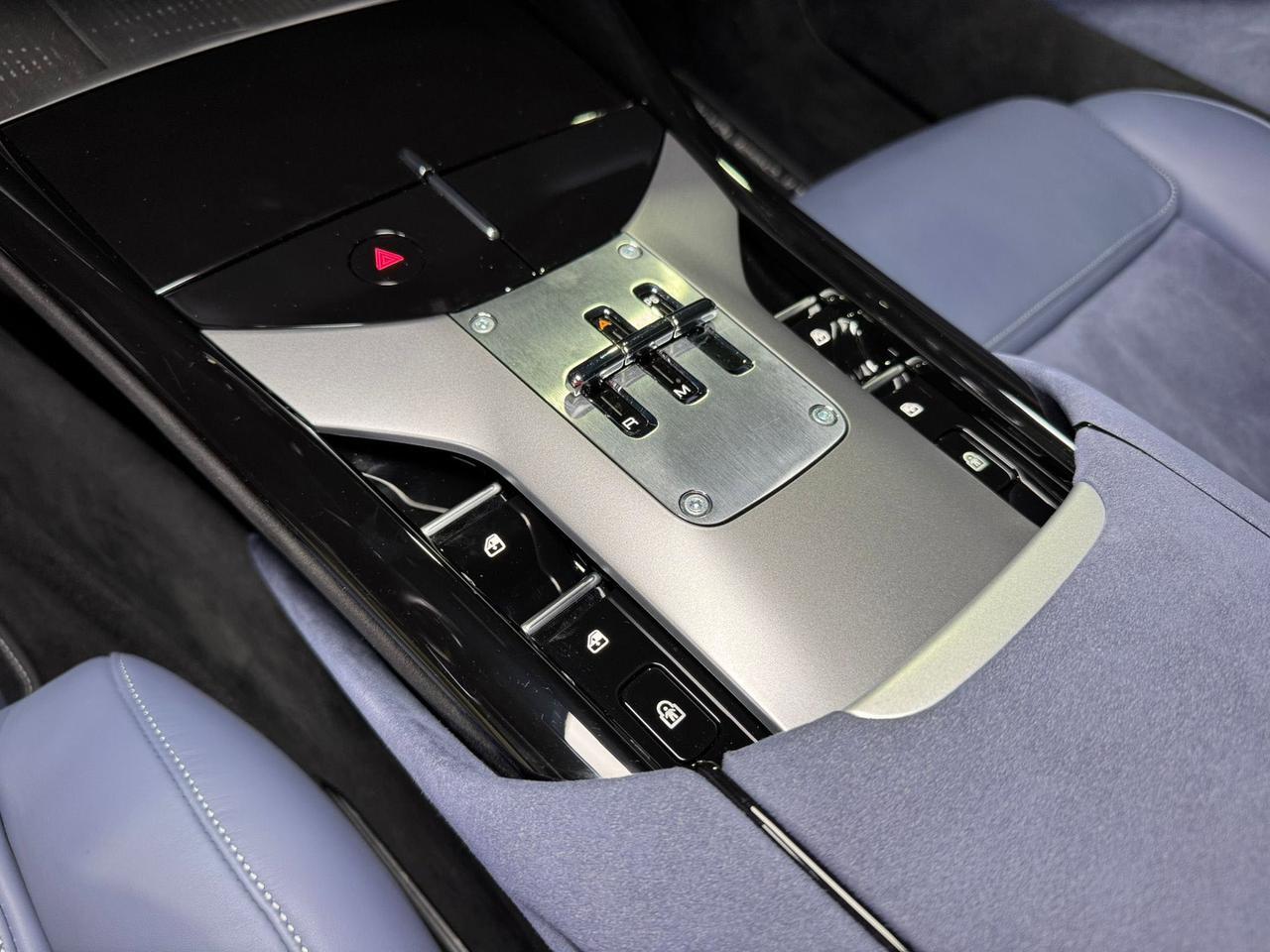2024 Ferrari Purosangue Extra-Range paint, passenger infotainment display, panoramic roof, carbon galore AND MORE!! Fort Lauderdale FL