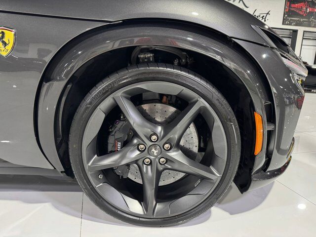 2024 Ferrari Purosangue Extra-Range paint, passenger infotainment display, panoramic roof, carbon galore AND MORE!! Fort Lauderdale FL