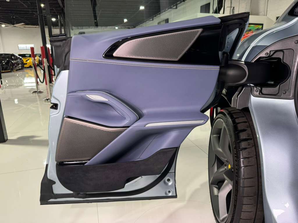 2024 Ferrari Purosangue Grigio Alloy paint,Carta da Zucchero interior,high-end audio,matte forged wheels AND MUCH MORE!!! Fort Lauderdale FL