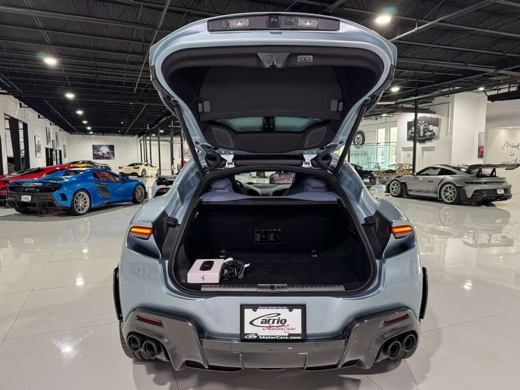 2024 Ferrari Purosangue Grigio Alloy paint,Carta da Zucchero interior,high-end audio,matte forged wheels AND MUCH MORE!!! Fort Lauderdale FL