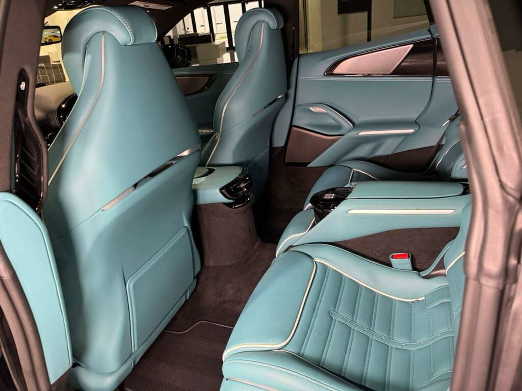 2024 Ferrari Purosangue Nero B/B paint,Extra-Range interior,large airbrushed shield,Burmester audio,carbon galore AND MORE!! Fort Lauderdale FL