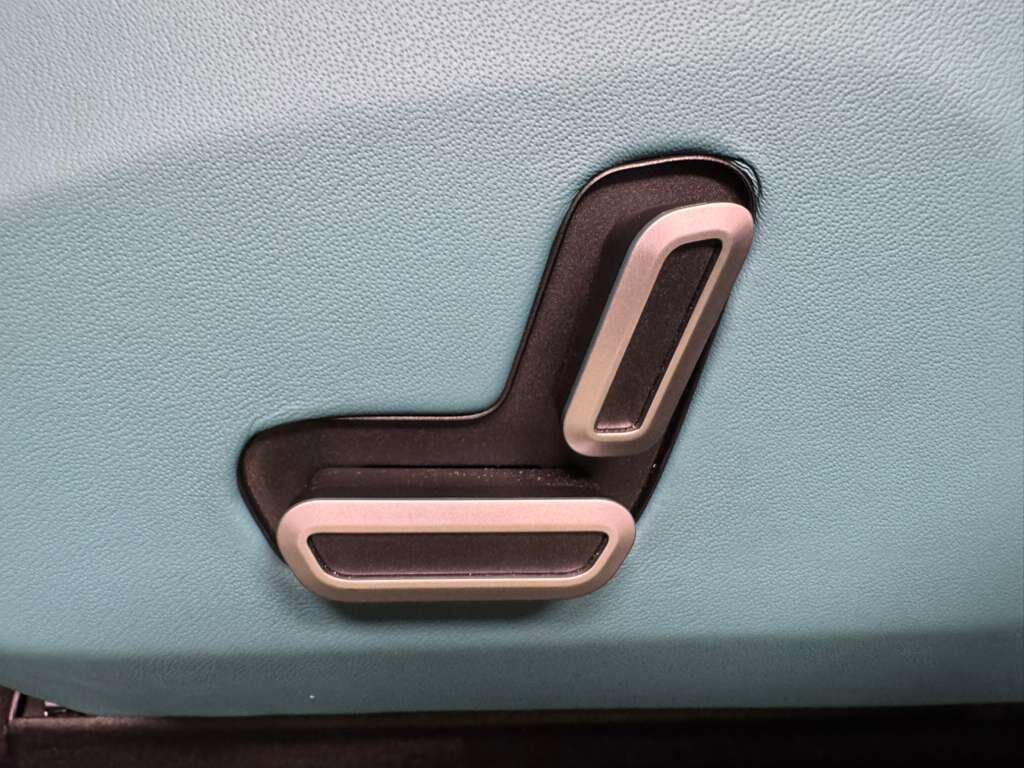 2024 Ferrari Purosangue Nero B/B paint,Extra-Range interior,large airbrushed shield,Burmester audio,carbon galore AND MORE!! Fort Lauderdale FL