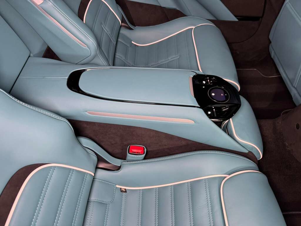 2024 Ferrari Purosangue Nero B/B paint,Extra-Range interior,large airbrushed shield,Burmester audio,carbon galore AND MORE!! Fort Lauderdale FL