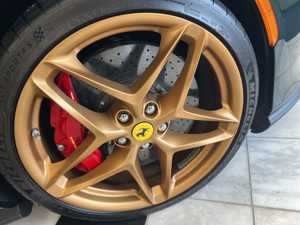 2024 Ferrari Roma Base Orange MA