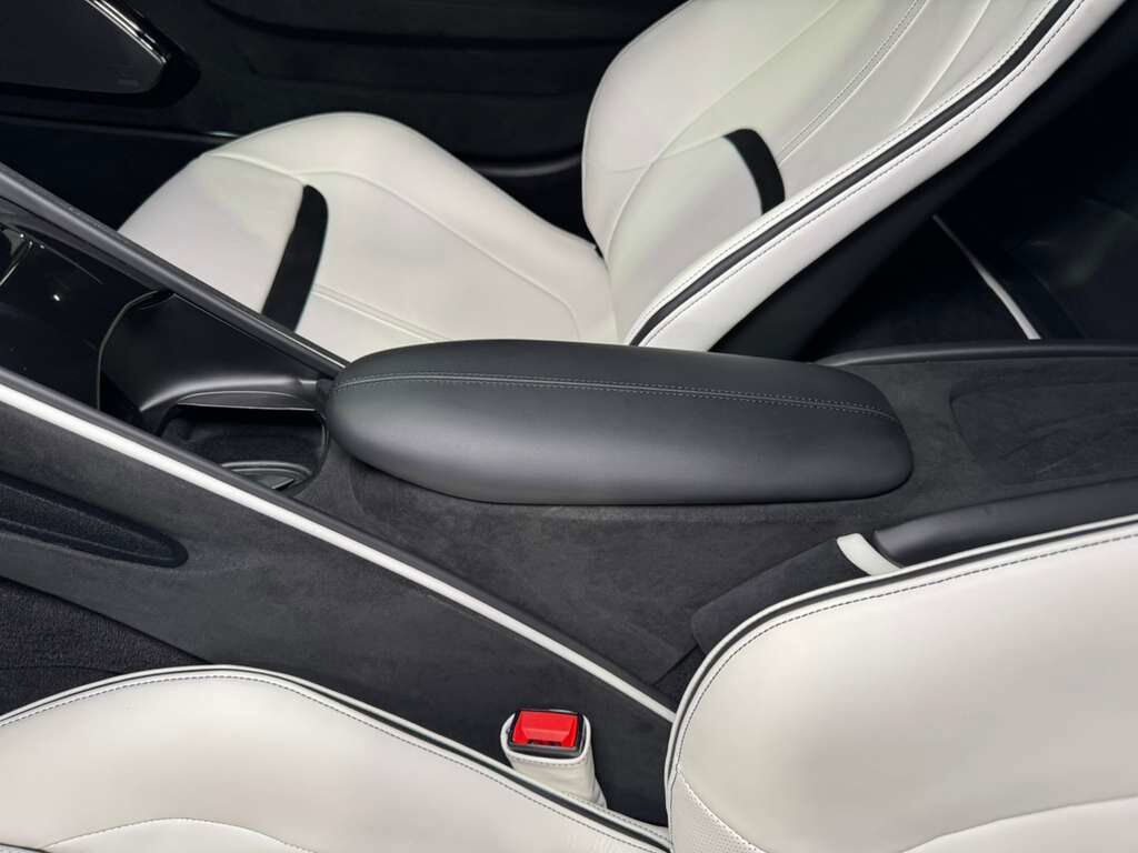 2024 Ferrari Roma Violetto Dino paint, Extra-Range interior, JBL Professional audio, forged wheels AND MUCH MORE!! Fort Lauderdale FL
