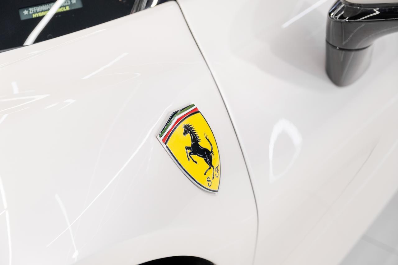 2024 Ferrari SF90 Spider Miami FL