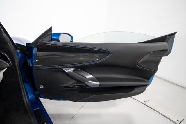 2024 Ferrari SF90 Spider *OVER $160,000 IN OPTIONS* *ONLY 93 MILES* *HUGE CARBON OPTIONS* *3-LAYER PAINT* San Diego CA