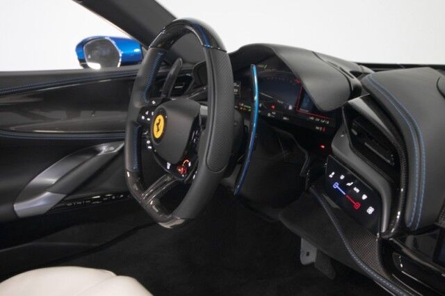 2024 Ferrari SF90 Spider *OVER $160,000 IN OPTIONS* *ONLY 93 MILES* *HUGE CARBON OPTIONS* *3-LAYER PAINT* San Diego CA