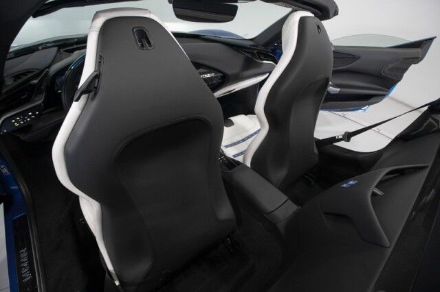 2024 Ferrari SF90 Spider *OVER $160,000 IN OPTIONS* *ONLY 93 MILES* *HUGE CARBON OPTIONS* *3-LAYER PAINT* San Diego CA
