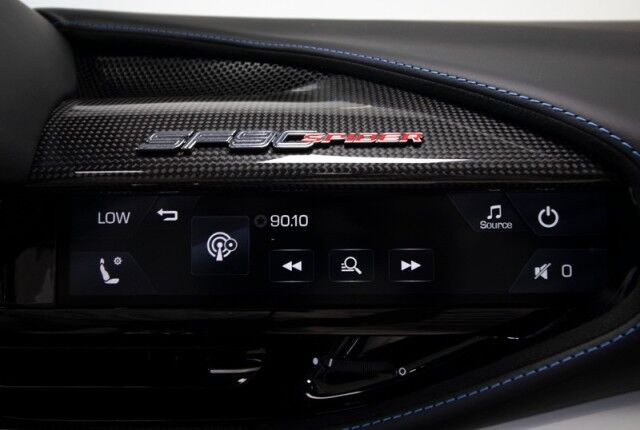 2024 Ferrari SF90 Spider *OVER $160,000 IN OPTIONS* *ONLY 93 MILES* *HUGE CARBON OPTIONS* *3-LAYER PAINT* San Diego CA