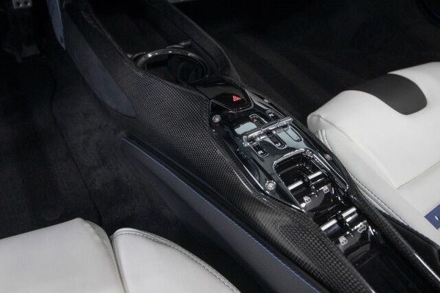2024 Ferrari SF90 Spider *OVER $160,000 IN OPTIONS* *ONLY 93 MILES* *HUGE CARBON OPTIONS* *3-LAYER PAINT* San Diego CA
