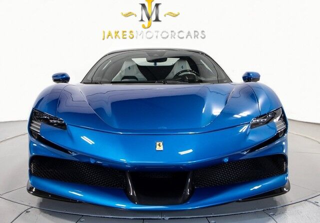 2024 Ferrari SF90 Spider *OVER $160,000 IN OPTIONS* *ONLY 93 MILES* *HUGE CARBON OPTIONS* *3-LAYER PAINT* San Diego CA