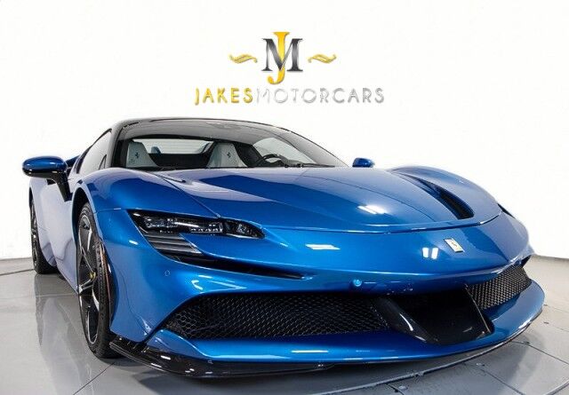 2024 Ferrari SF90 Spider *OVER $160,000 IN OPTIONS* *ONLY 93 MILES* *HUGE CARBON OPTIONS* *3-LAYER PAINT* San Diego CA