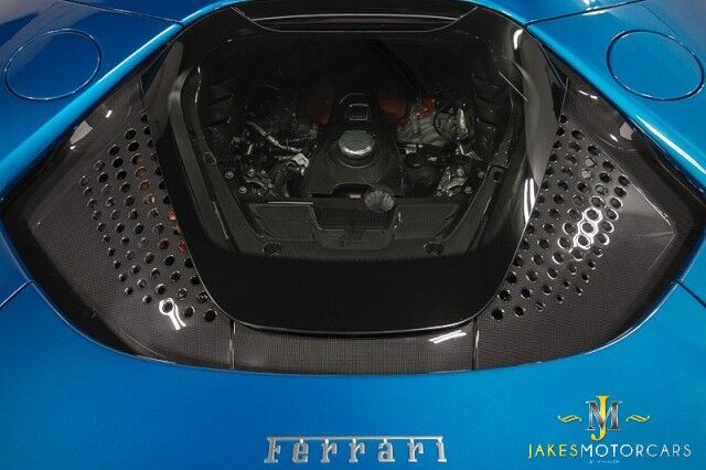 2024 Ferrari SF90 Spider *OVER $160,000 IN OPTIONS* *ONLY 93 MILES* *HUGE CARBON OPTIONS* *3-LAYER PAINT* San Diego CA
