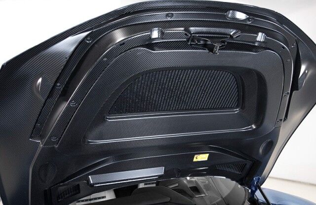 2024 Ferrari SF90 Spider *OVER $160,000 IN OPTIONS* *ONLY 93 MILES* *HUGE CARBON OPTIONS* *3-LAYER PAINT* San Diego CA