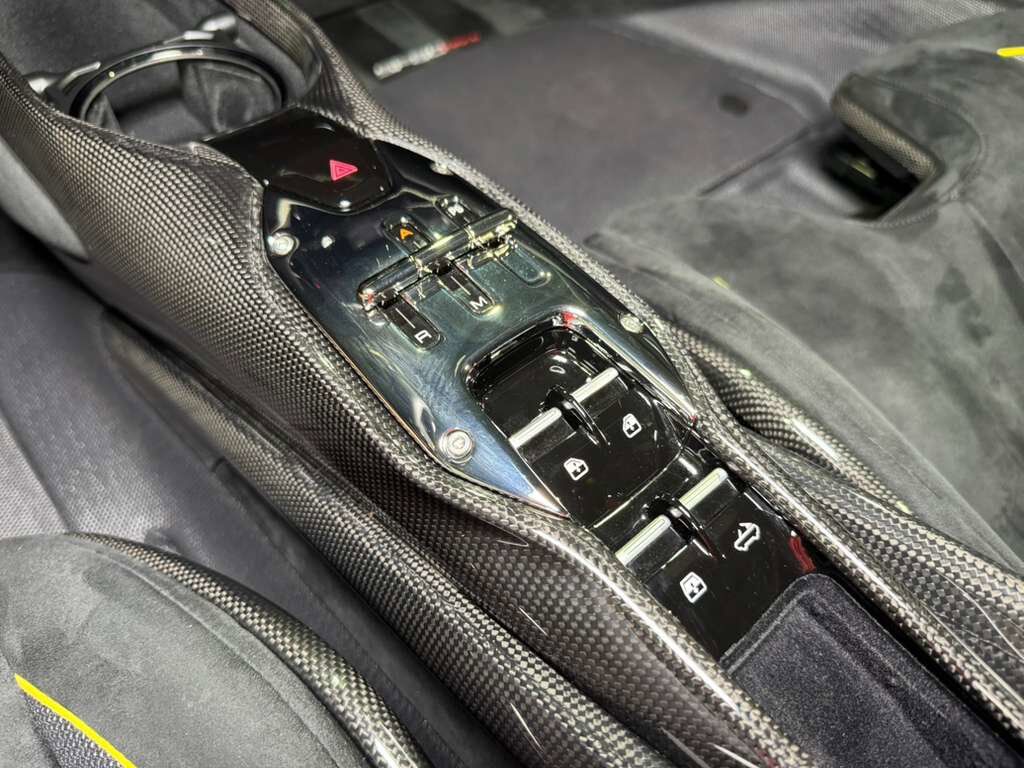 2024 Ferrari SF90 Spider TAILOR MADE NEW YORK BUILD! HUGE $884k sticker, rare Blu Elder paint, carbon wheels AND MUCH MORE!!! Fort Lauderdale FL