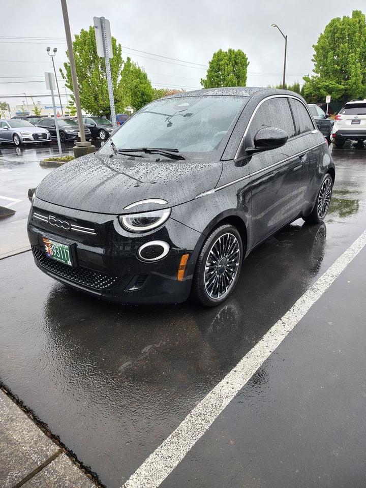 2024 Fiat 500e LA OR