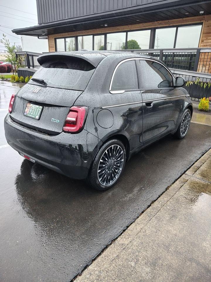 2024 Fiat 500e LA OR