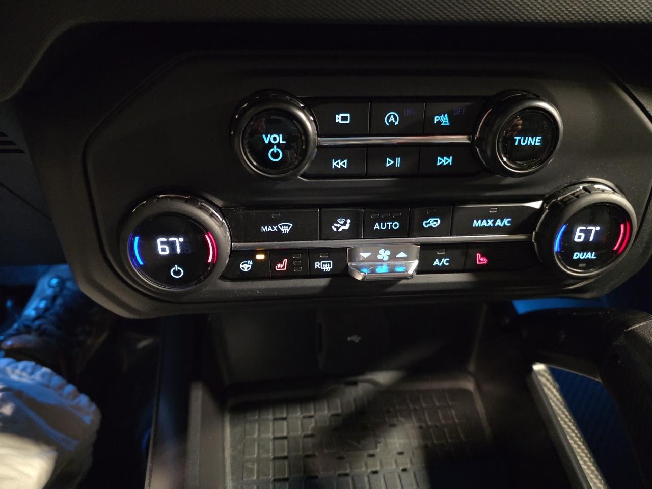 2024 Ford Bronco Sand Lake NY