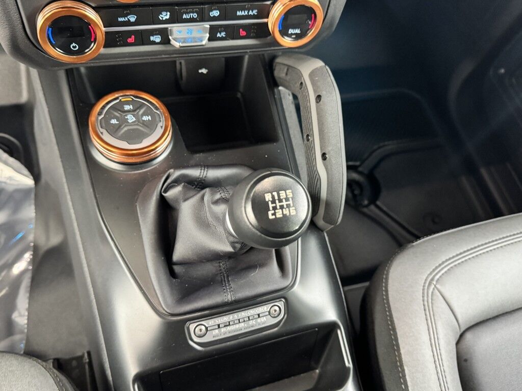 2024 Ford Bronco Big Bend 4 Door 4x4 Manual Transmission Maumee OH