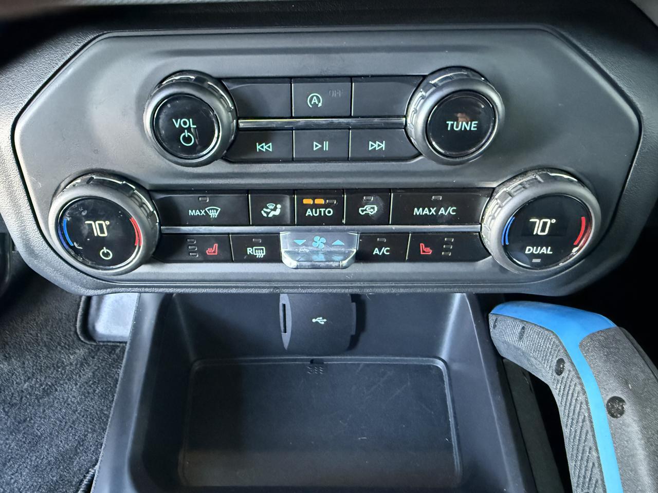 2024 Ford Bronco Black Diamond Knoxville TN