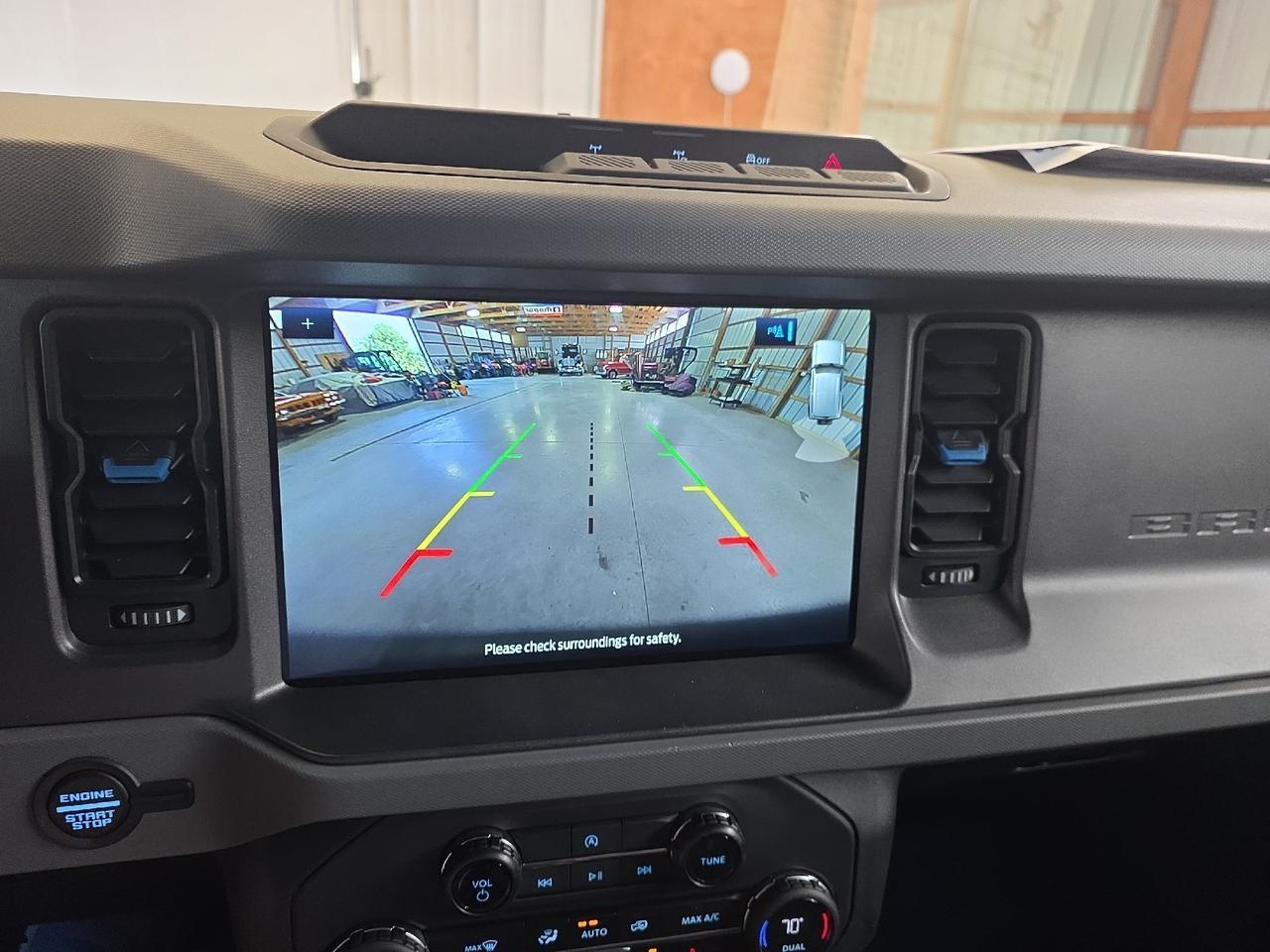 2024 Ford Bronco Black Diamond Sand Lake NY