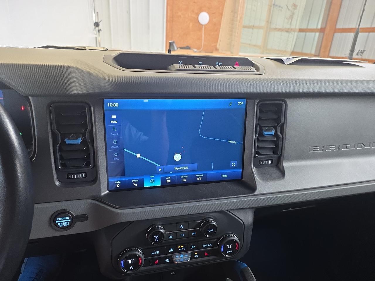 2024 Ford Bronco Black Diamond Sand Lake NY