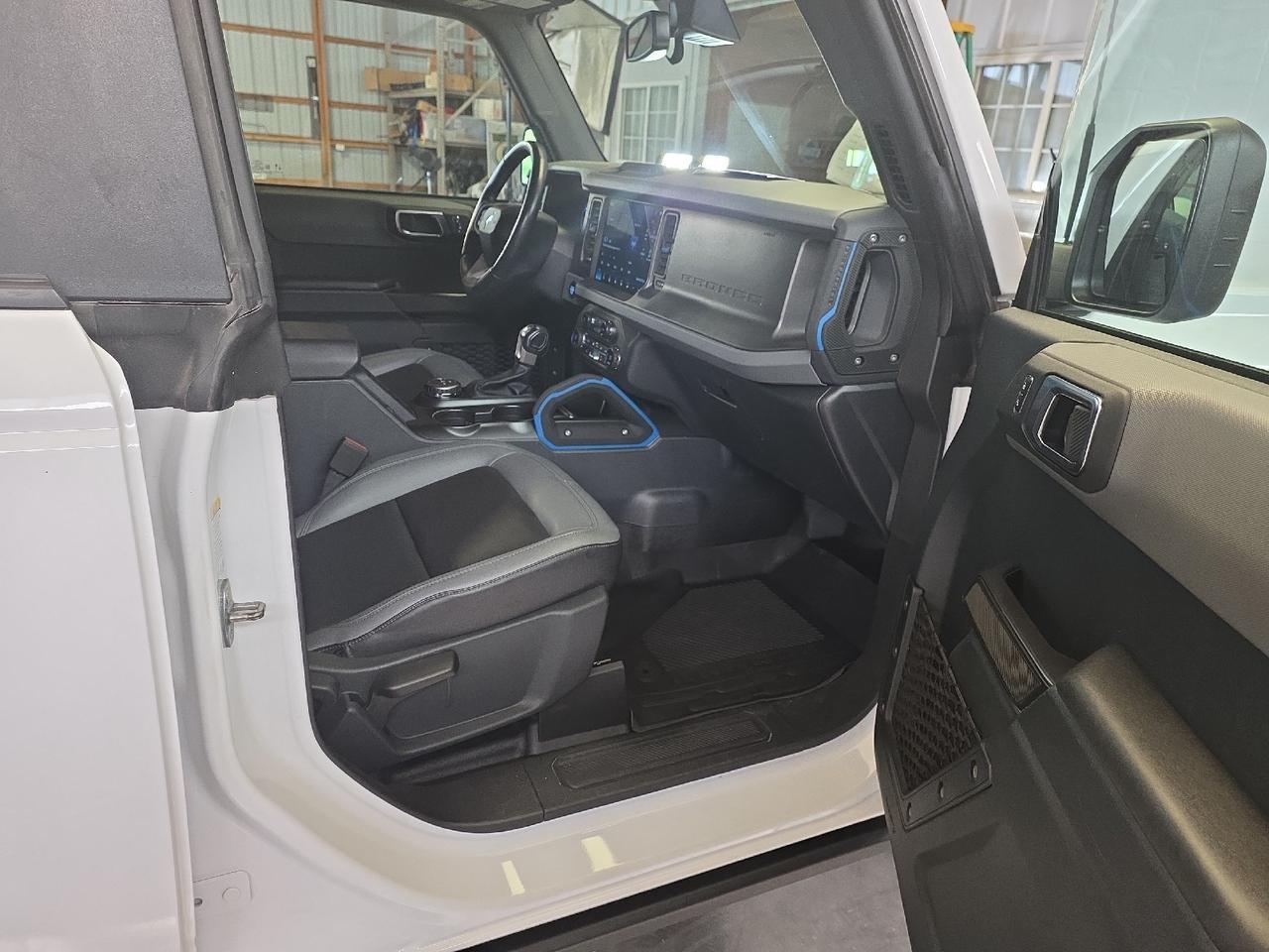 2024 Ford Bronco Black Diamond Sand Lake NY