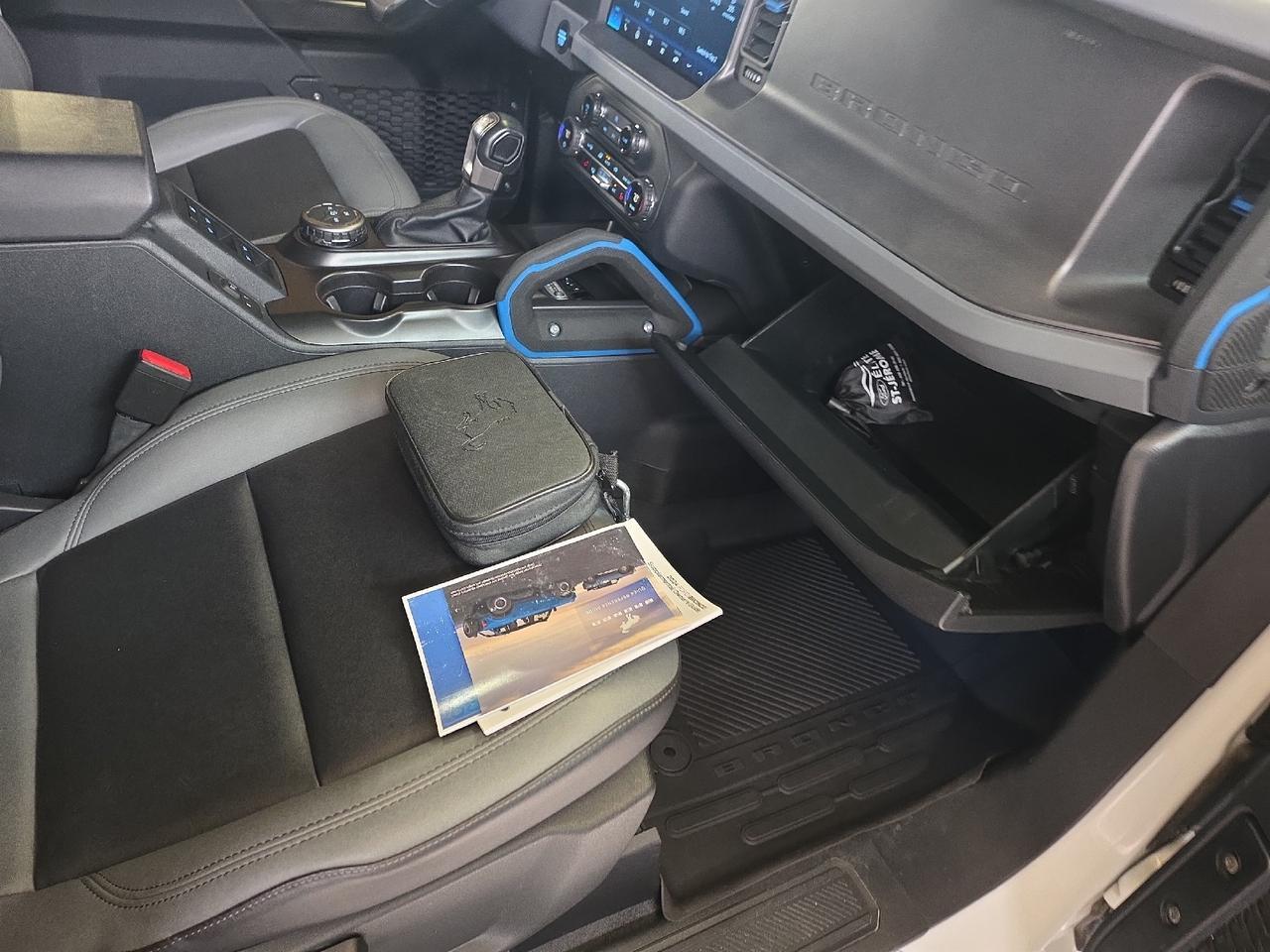2024 Ford Bronco Black Diamond Sand Lake NY