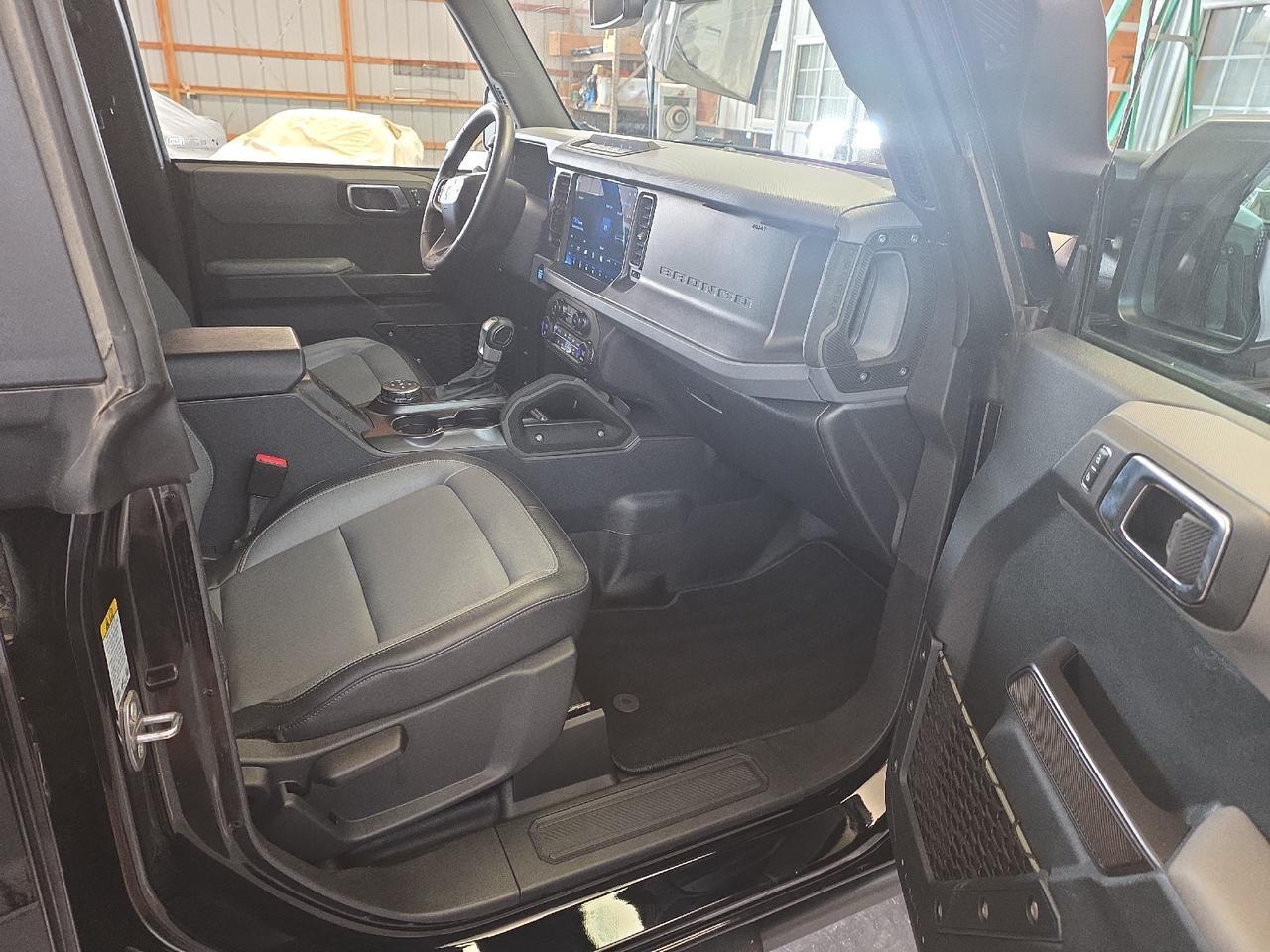 2024 Ford Bronco Everglades Sand Lake NY