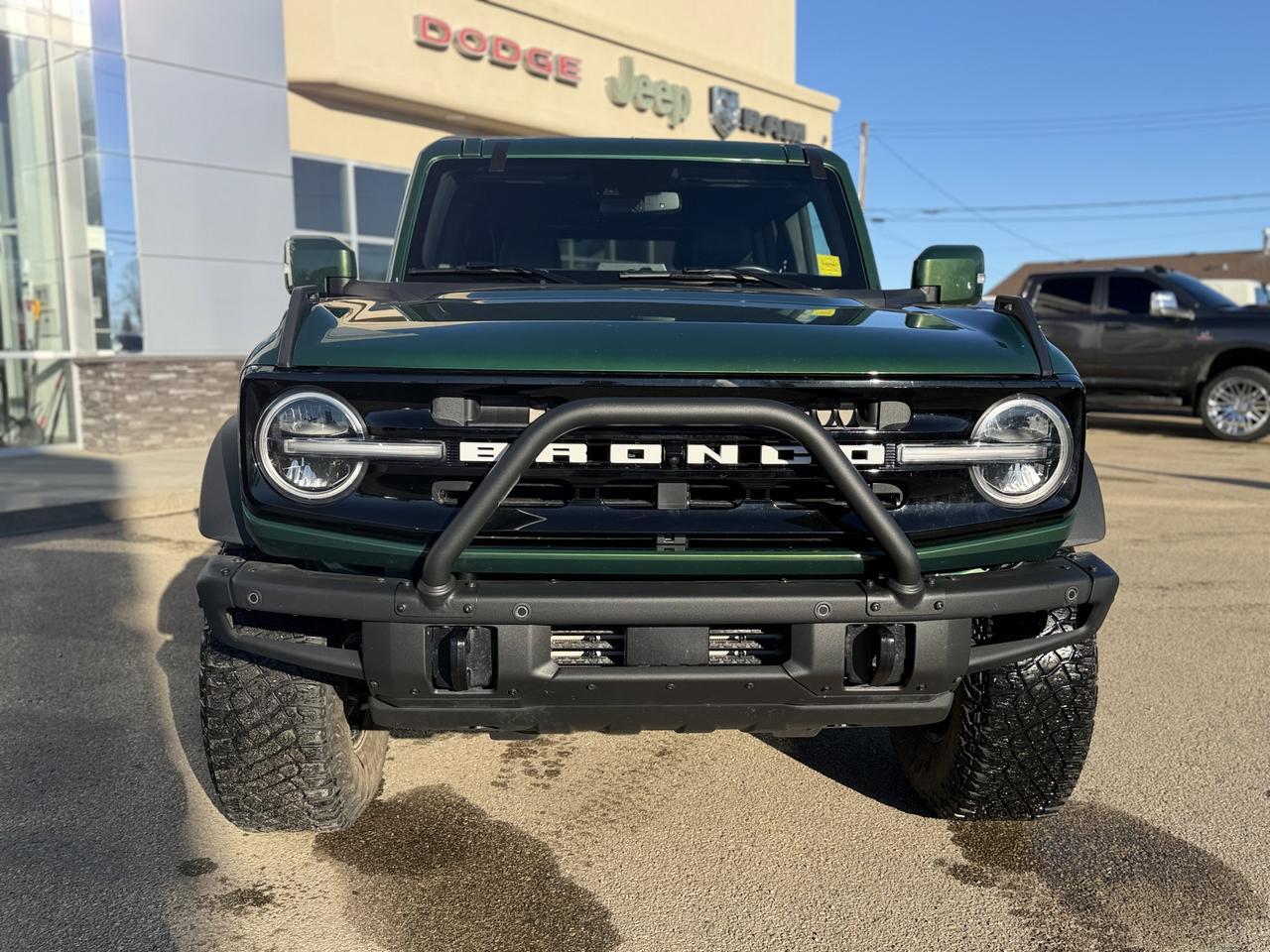 2024 Ford Bronco Outer Banks | 4-Door 4x4 | EcoBoost | Low KMs | Heated Leather Seats | 12IN Touchscreen Redwater AB