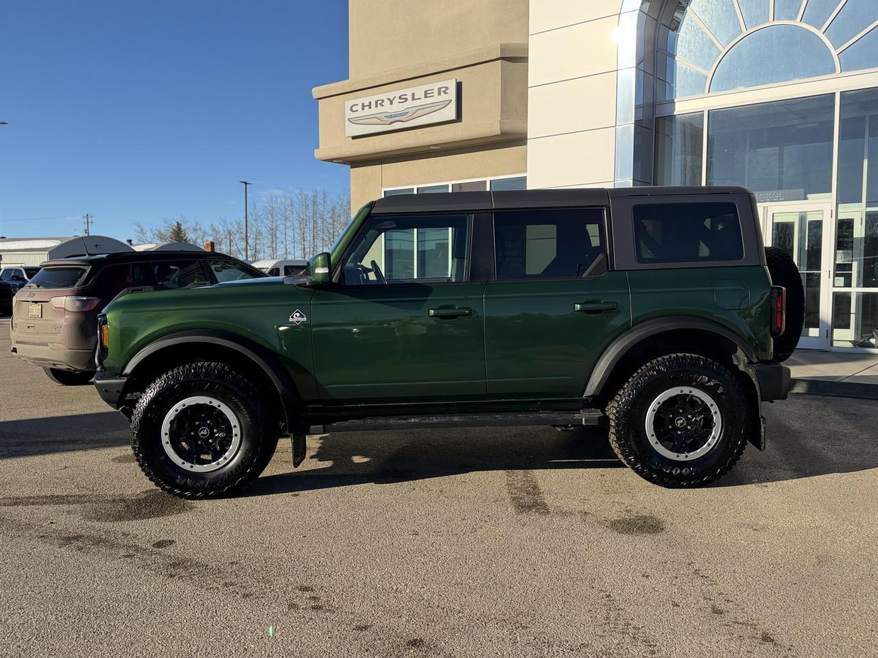 2024 Ford Bronco Outer Banks | 4-Door 4x4 | EcoBoost | Low KMs | Heated Leather Seats | 12IN Touchscreen Redwater AB