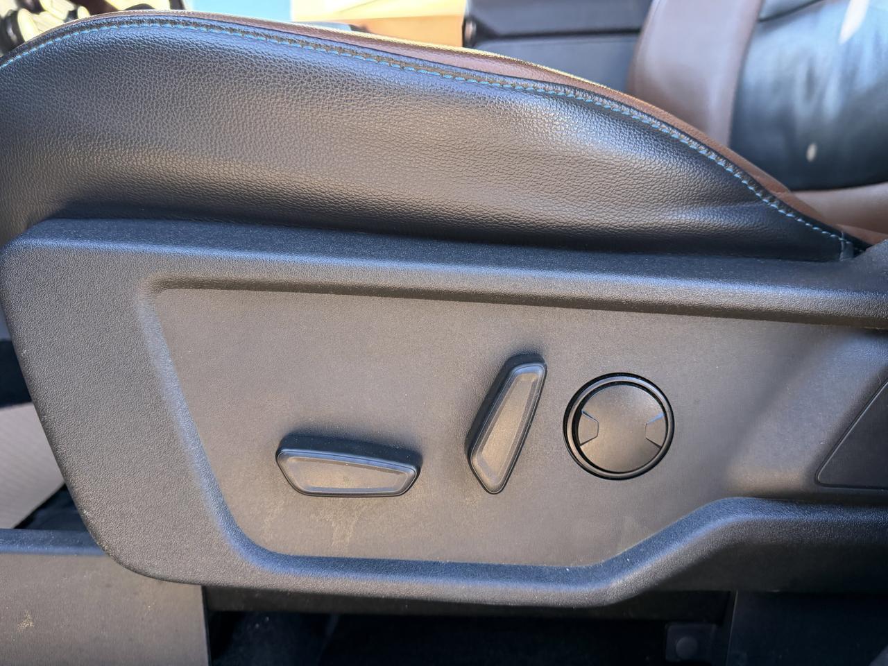 2024 Ford Bronco Outer Banks | 4-Door 4x4 | EcoBoost | Low KMs | Heated Leather Seats | 12IN Touchscreen Redwater AB