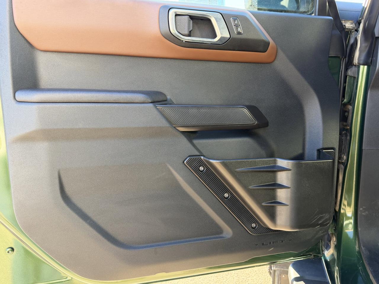 2024 Ford Bronco Outer Banks | 4-Door 4x4 | EcoBoost | Low KMs | Heated Leather Seats | 12IN Touchscreen Redwater AB