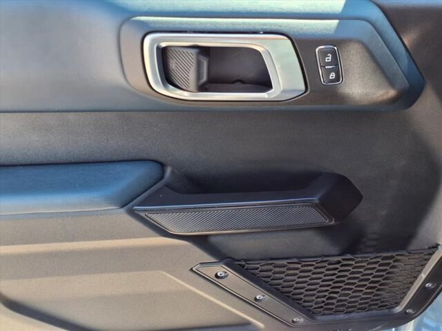 2024 Ford Bronco Outer Banks  TX
