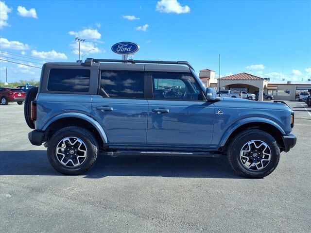 2024 Ford Bronco Outer Banks  TX