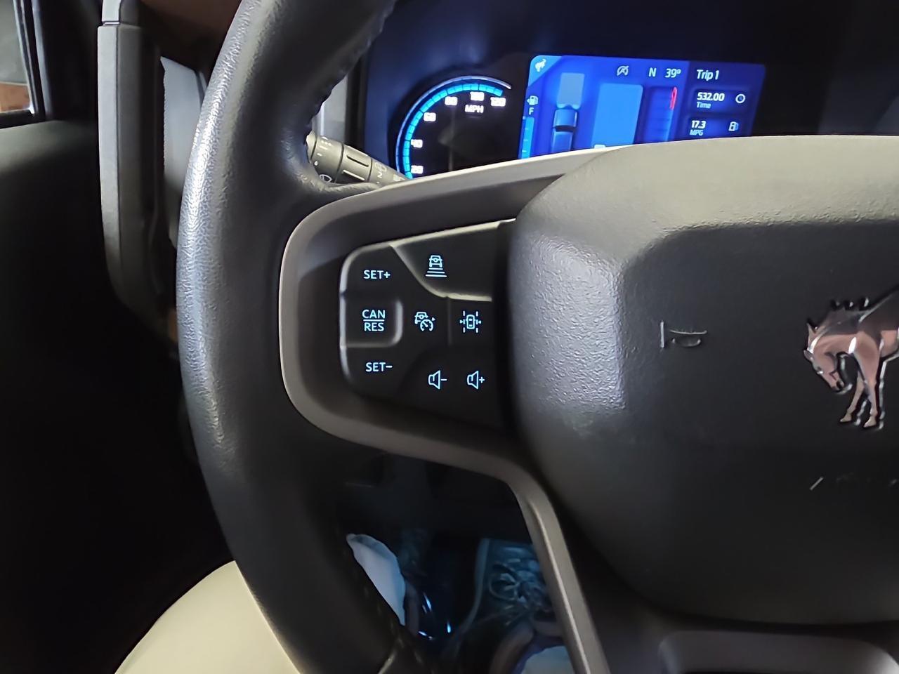 2024 Ford Bronco Outer Banks Advanced Sand Lake NY