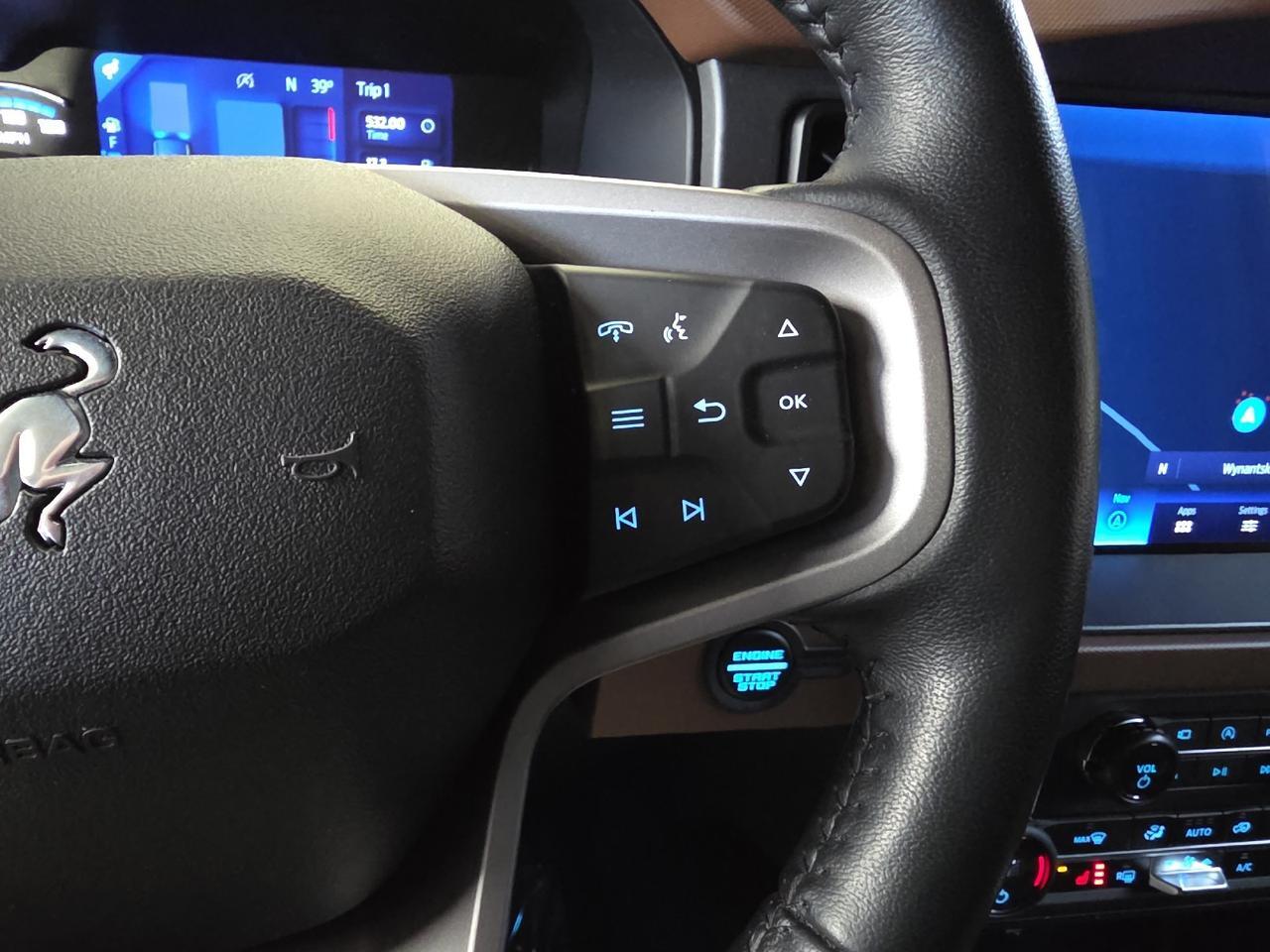 2024 Ford Bronco Outer Banks Advanced Sand Lake NY