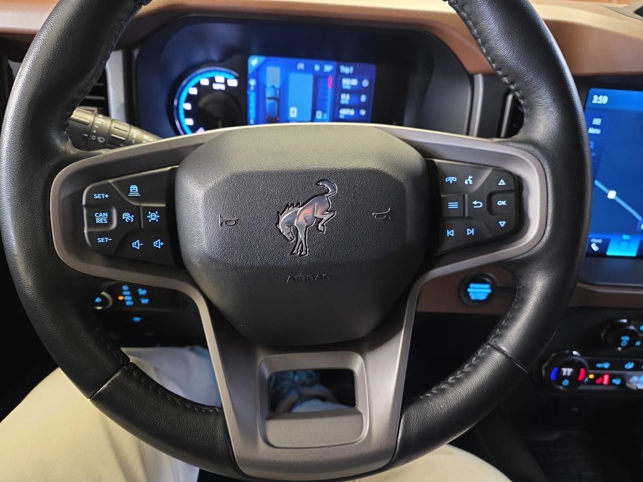 2024 Ford Bronco Outer Banks Advanced Sand Lake NY