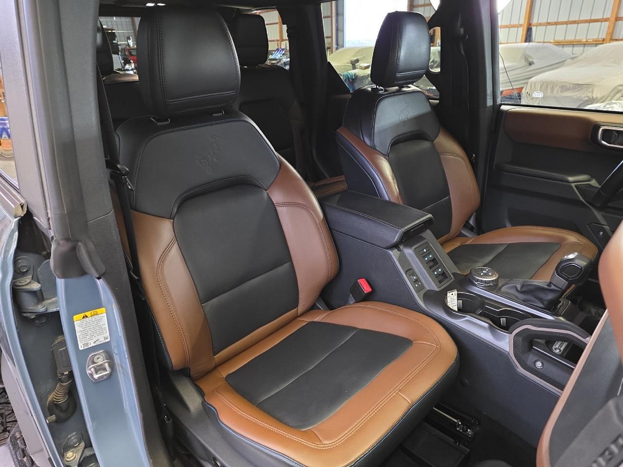 2024 Ford Bronco Outer Banks Advanced Sand Lake NY